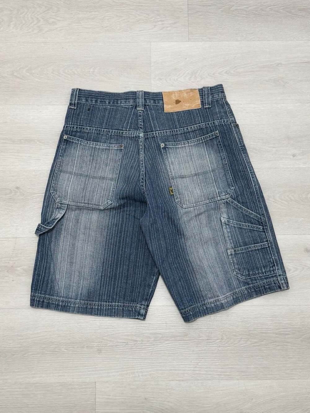 Victorious Urban Underground Y2K Striped Washed Baggy Denim Jorts Size 34